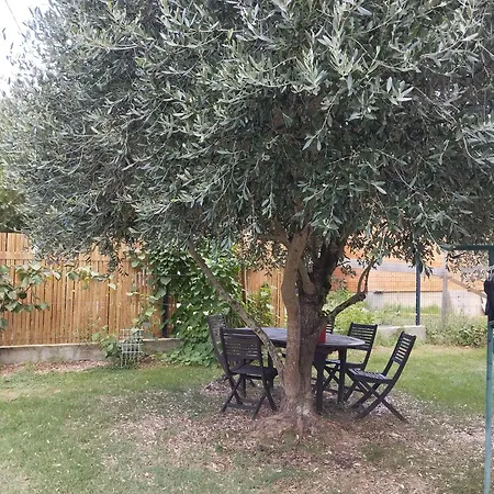 Habitación en casa particular Chez Muriel Et Elain Calmont (Haute-Garonne)